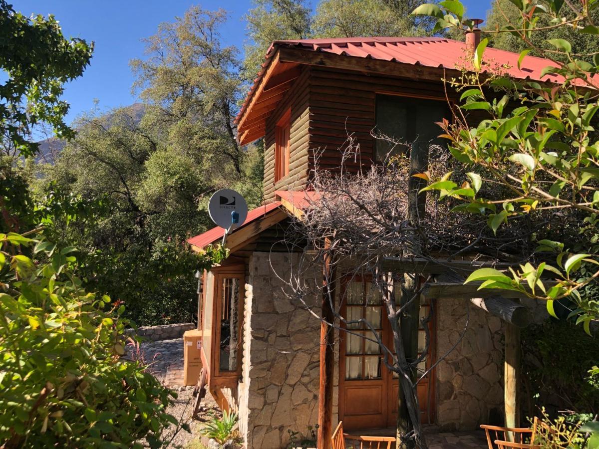 סאן חוזה דה מאייפו Casa De Montana Inmersa En Bosque Nativo מראה חיצוני תמונה